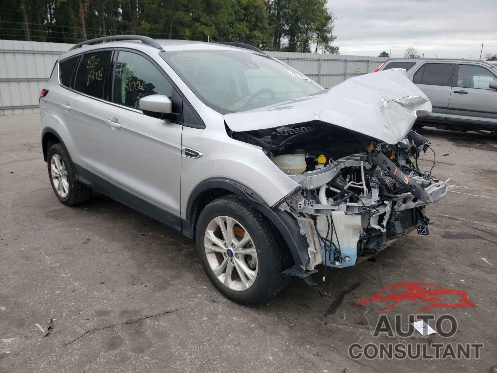 FORD ESCAPE 2018 - 1FMCU0GD8JUC88351
