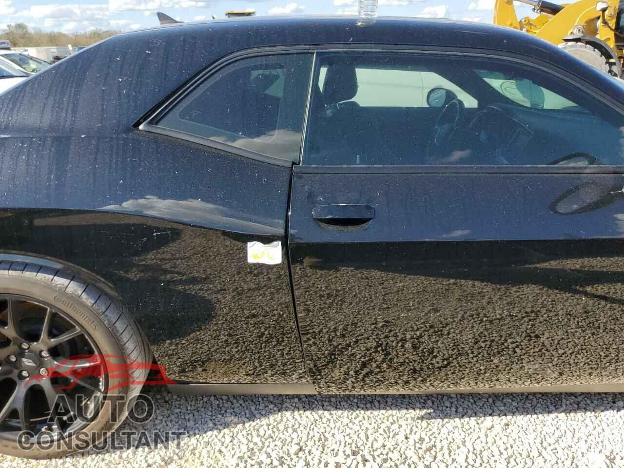 DODGE CHALLENGER 2017 - 2C3CDZFJ8HH588845