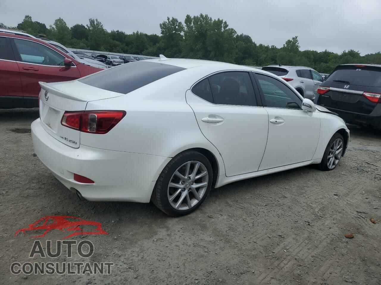 LEXUS IS 2013 - JTHCF5C22D5063811
