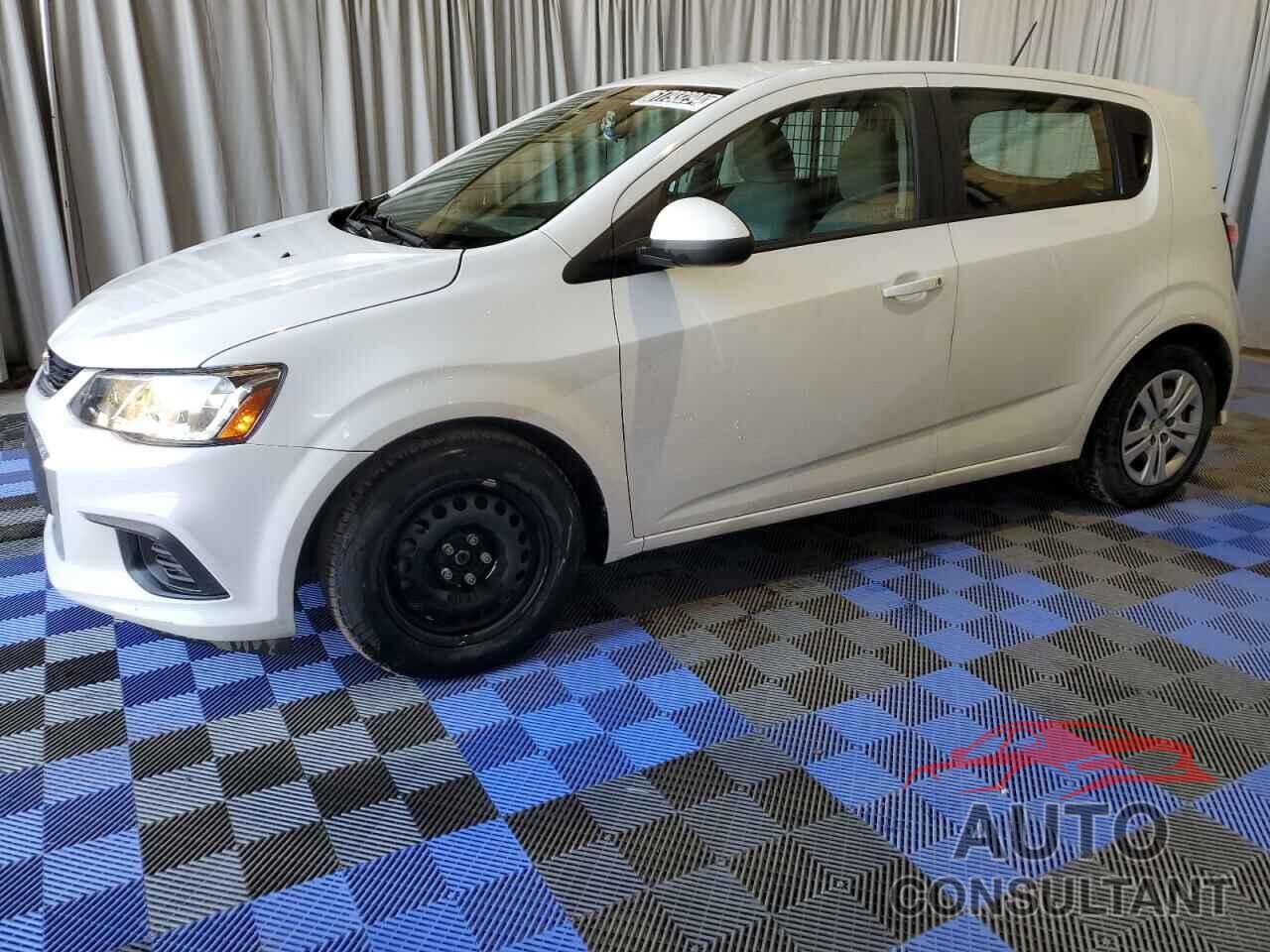 CHEVROLET SONIC 2019 - 1G1JG6SB5K4144682