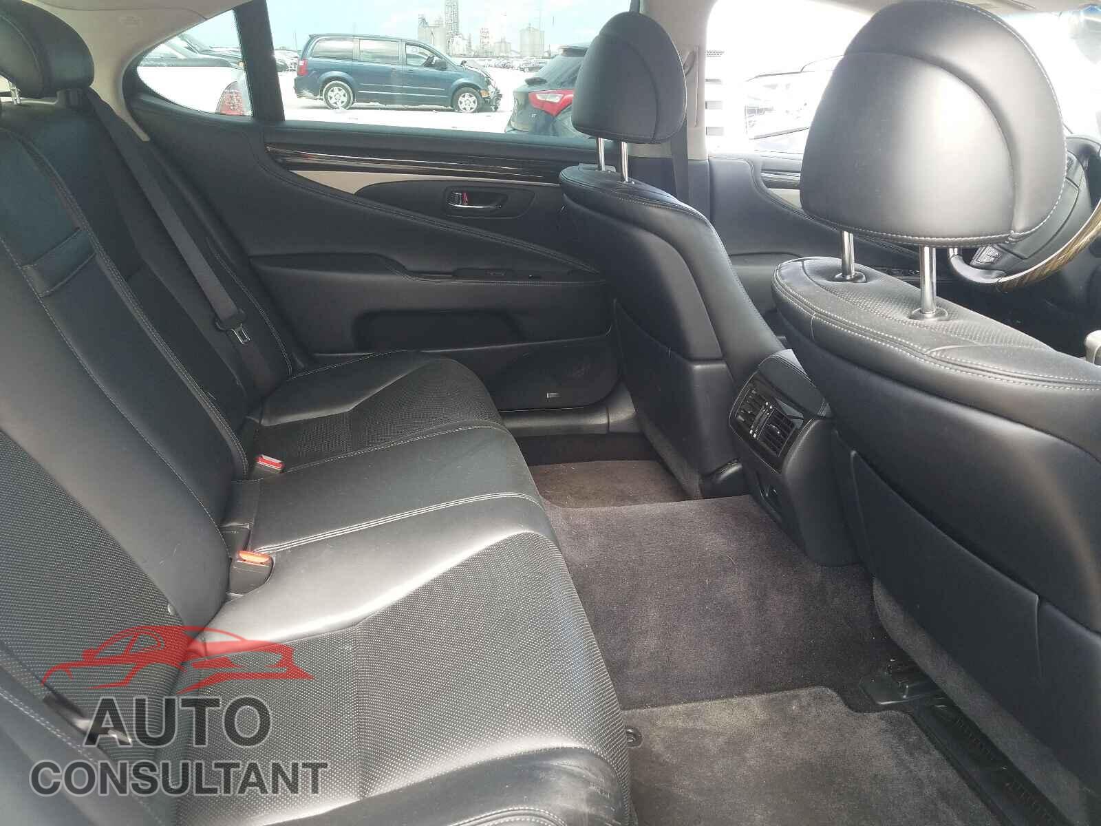 LEXUS LS460 2016 - JTHGL5EF1G5056752