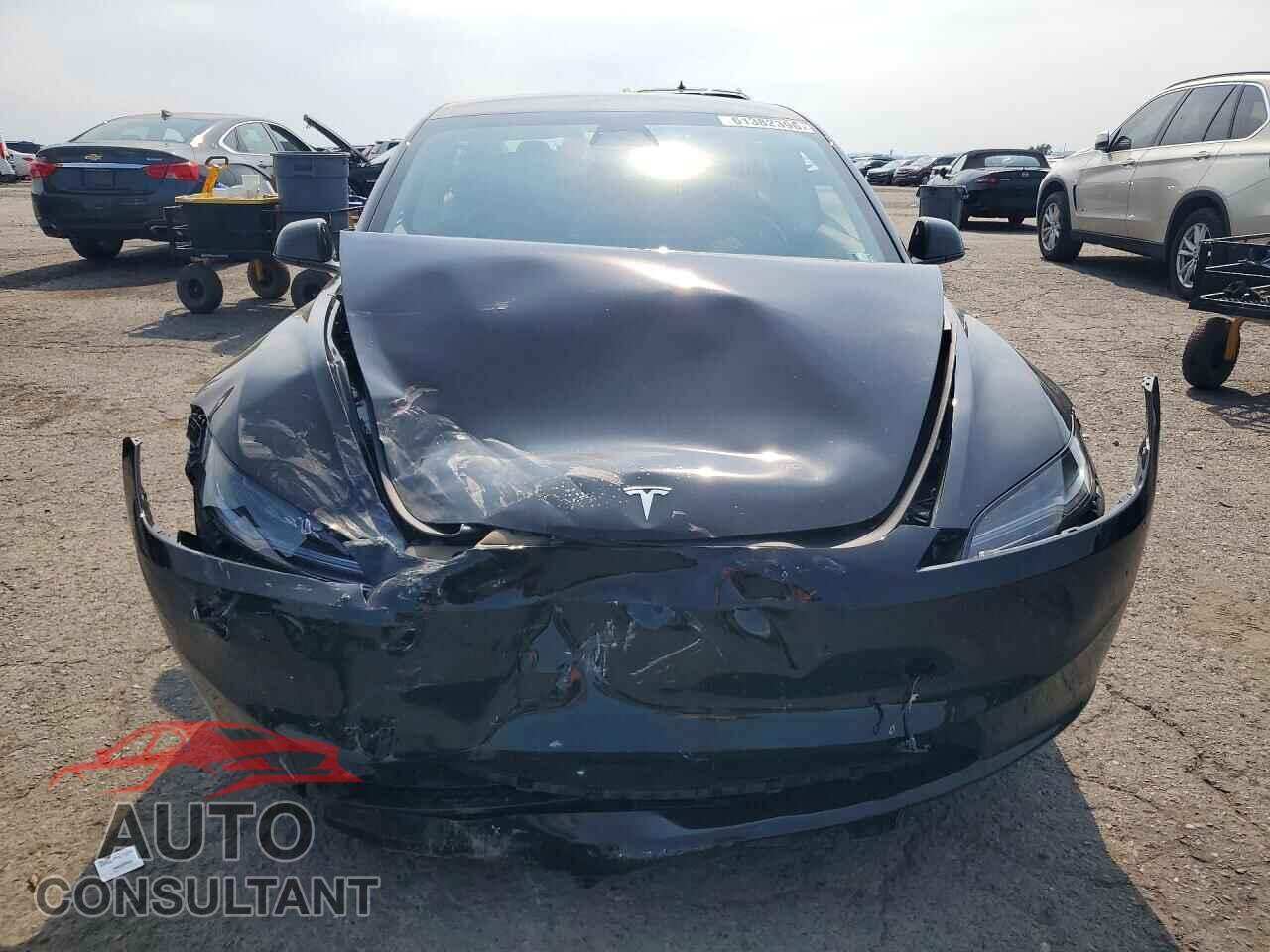 TESLA MODEL 3 2024 - 5YJ3E1EB1RF816258