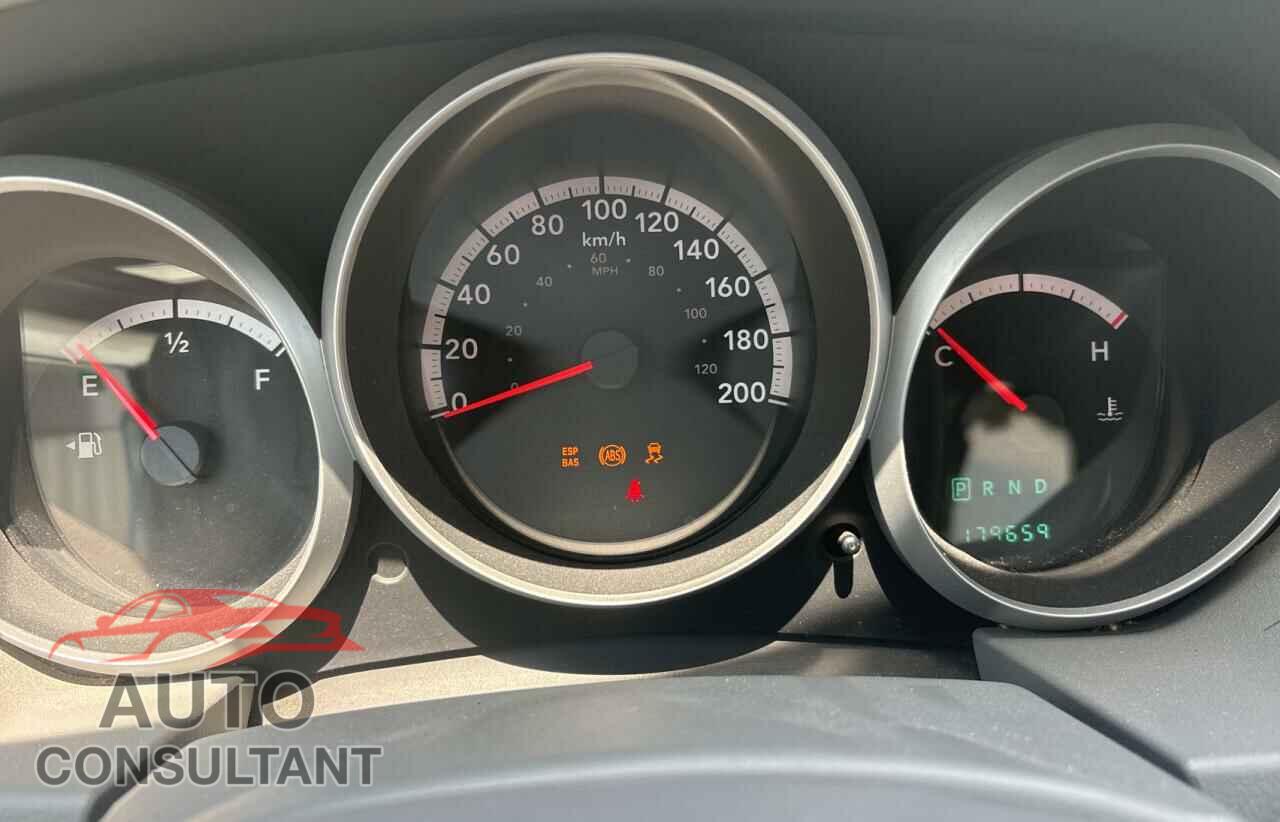 DODGE CARAVAN 2010 - 2D4RN4DE2AR465251