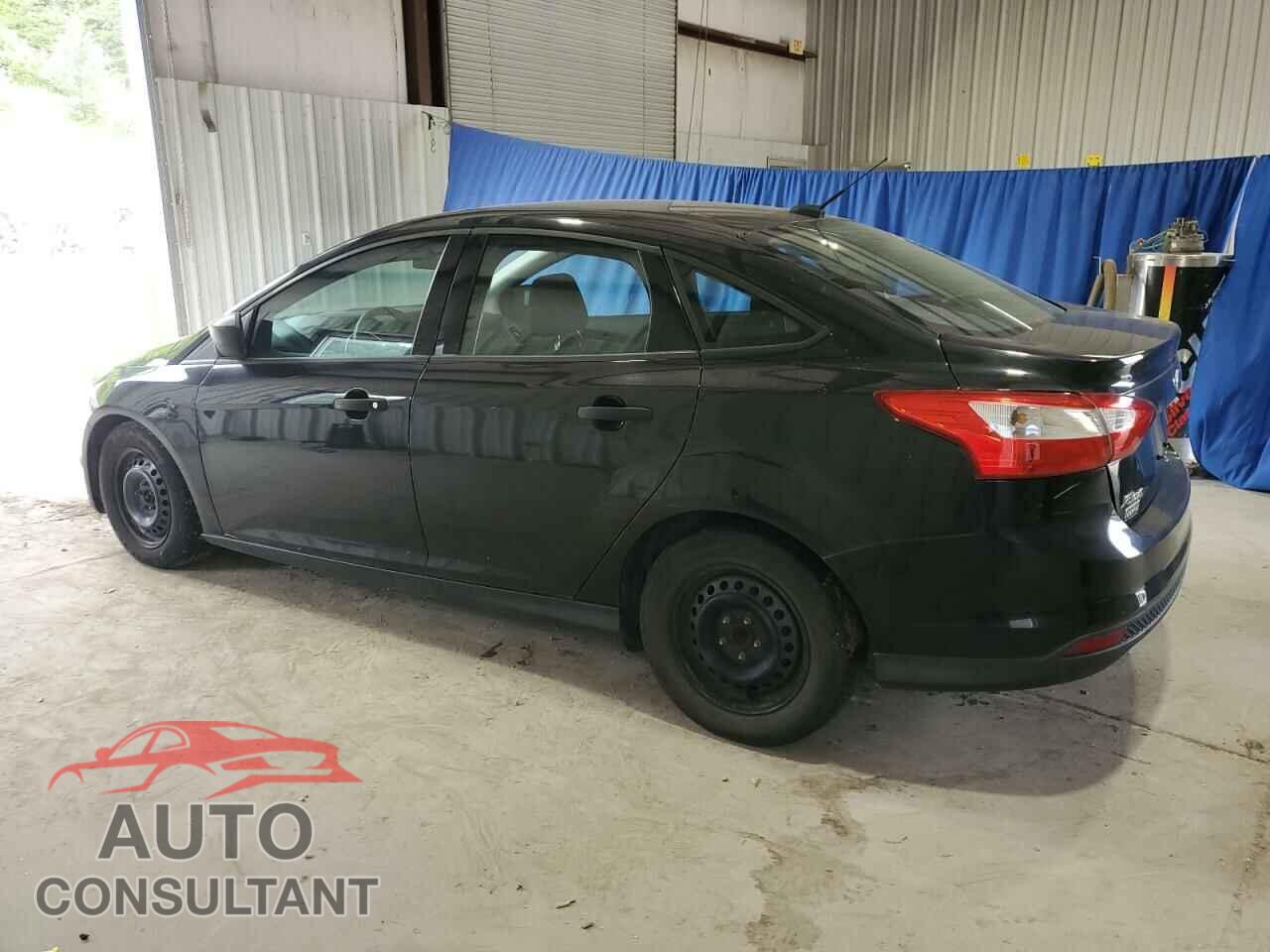 FORD FOCUS 2014 - 1FADP3E28EL223181