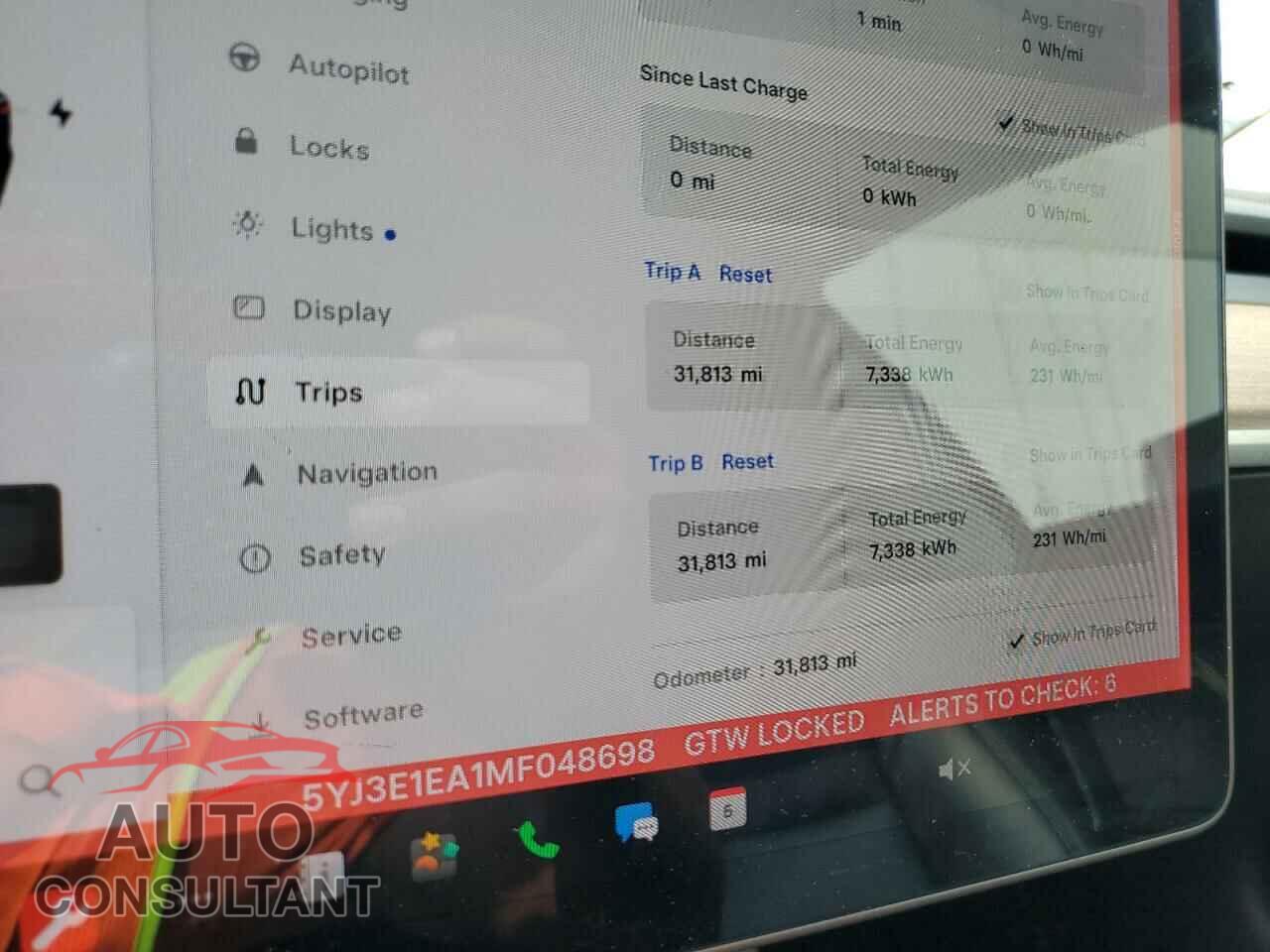 TESLA MODEL 3 2021 - 5YJ3E1EA1MF048698