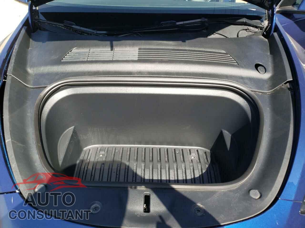 TESLA MODEL Y 2021 - 5YJYGAEE8MF151040
