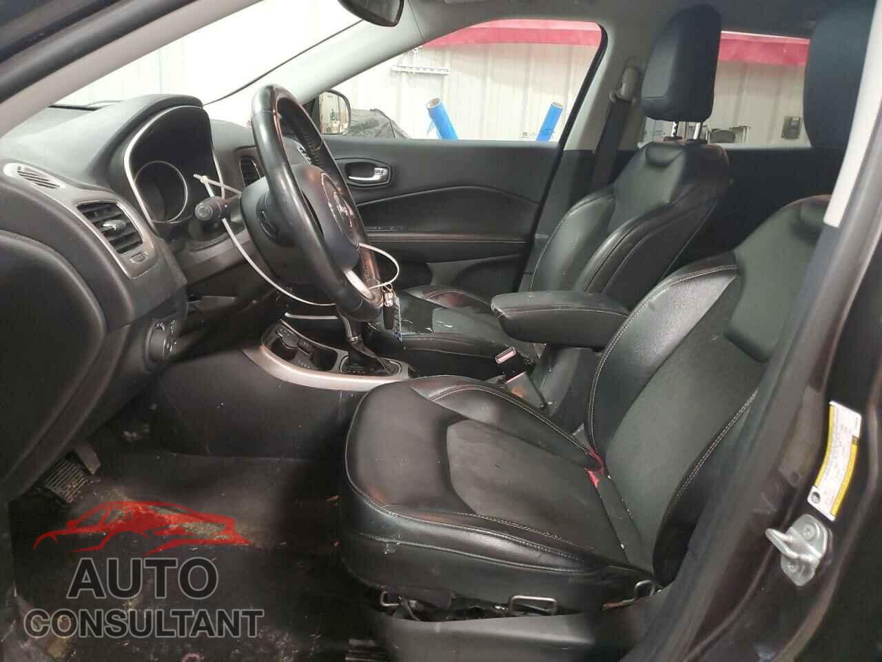 JEEP COMPASS 2018 - 3C4NJDBB9JT500235
