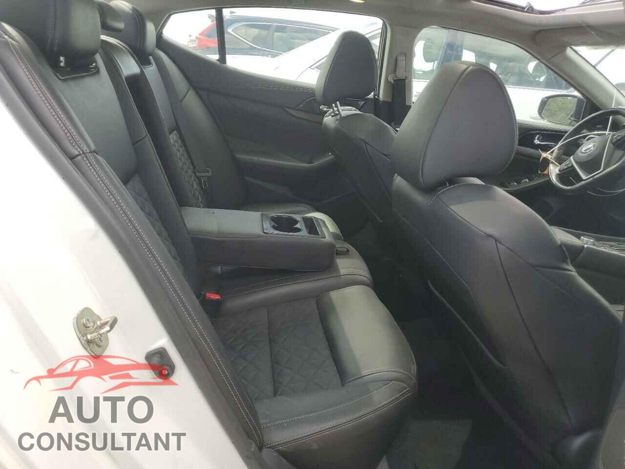 NISSAN MAXIMA 2017 - 1N4AA6AP1HC421001