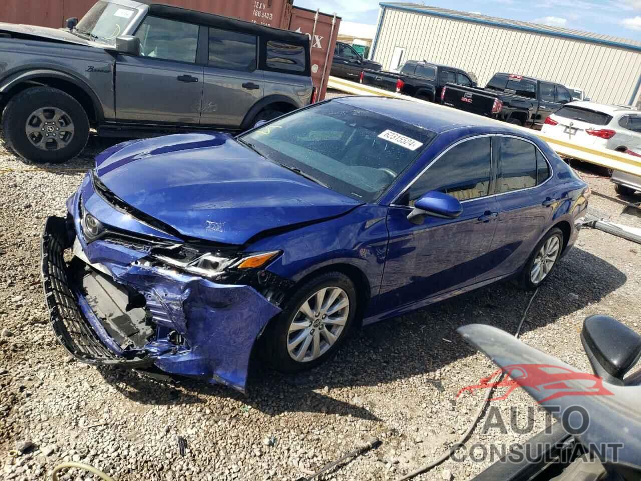 TOYOTA CAMRY 2018 - JTNB11HK6J3017186