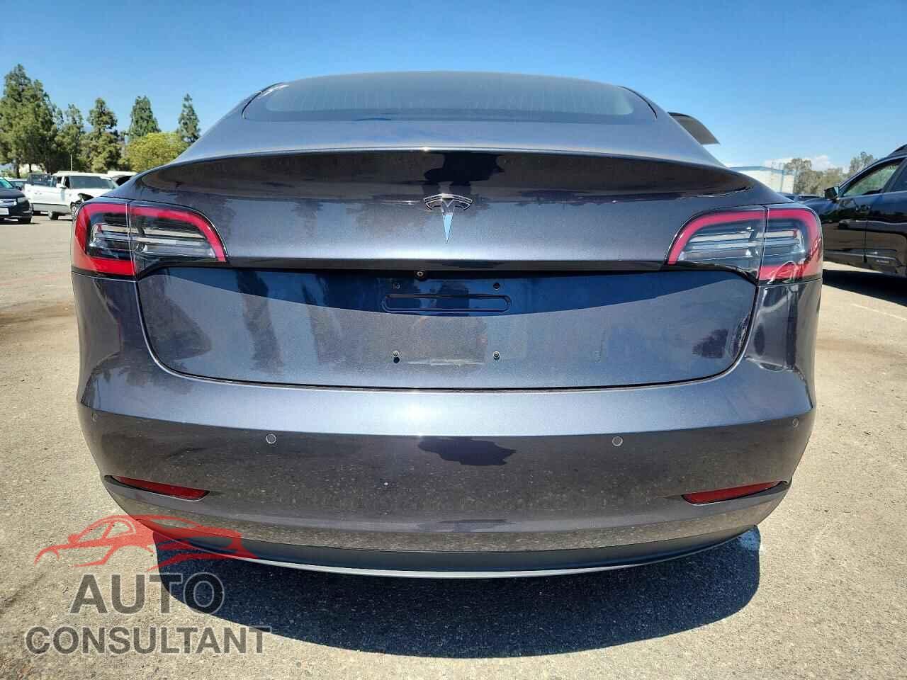 TESLA MODEL 3 2018 - 5YJ3E1EA6JF077741