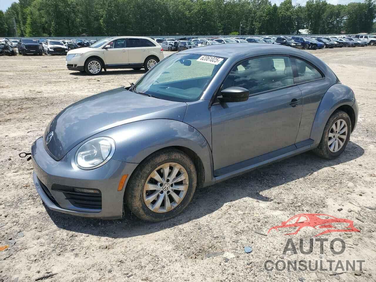 VOLKSWAGEN BEETLE 2017 - 3VWF17AT5HM627629