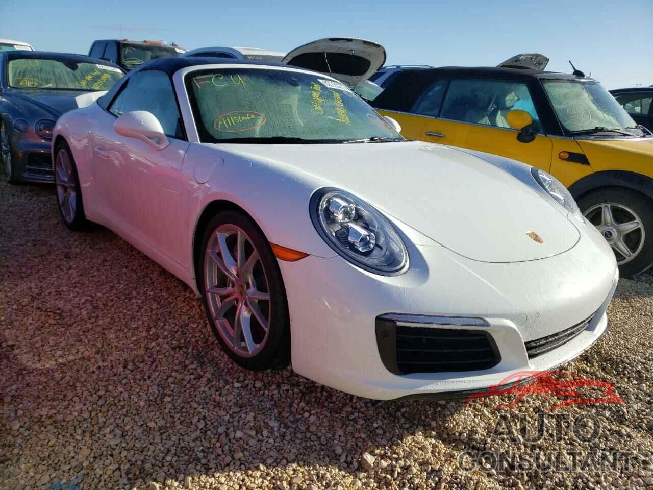 PORSCHE 911 2018 - WP0CA2A98JS138491