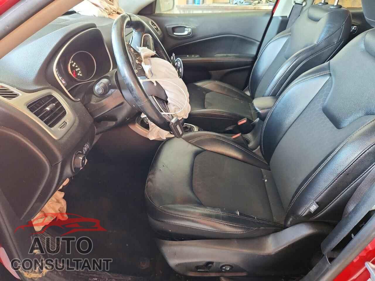 JEEP COMPASS 2019 - 3C4NJDBB8KT734576