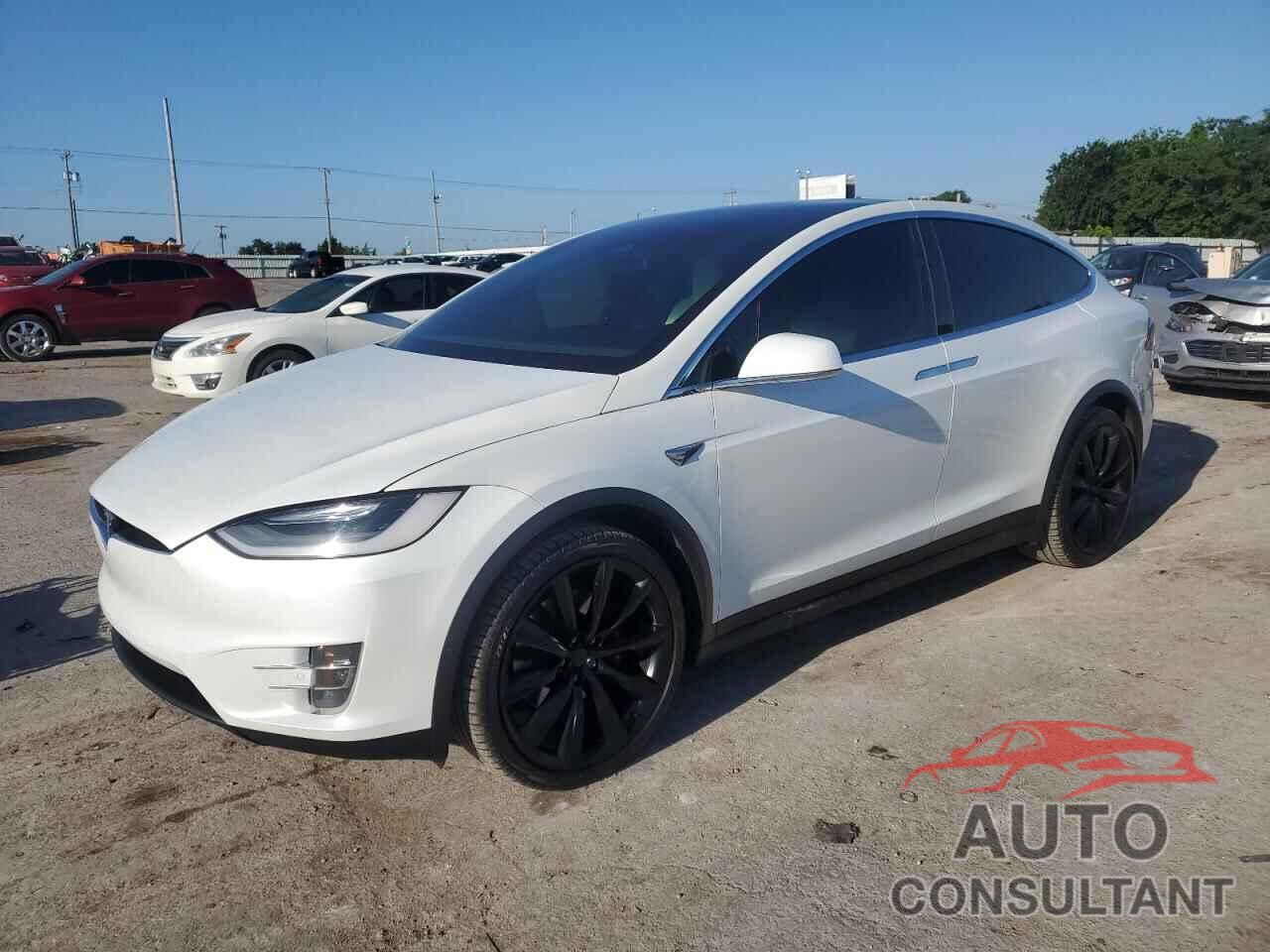 TESLA MODEL X 2020 - 5YJXCAE23LF263594