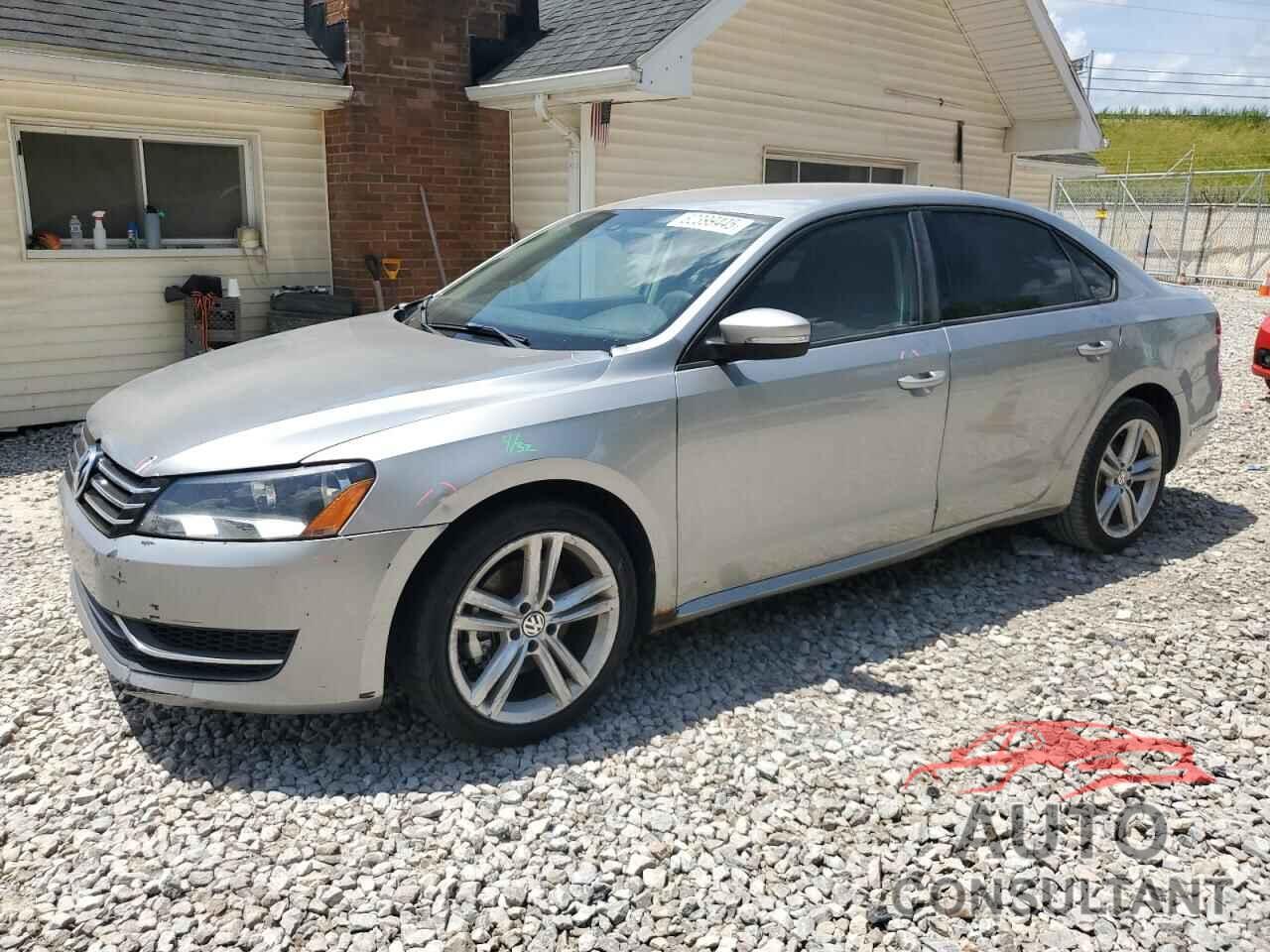 VOLKSWAGEN PASSAT 2013 - 1VWAP7A31DC041661