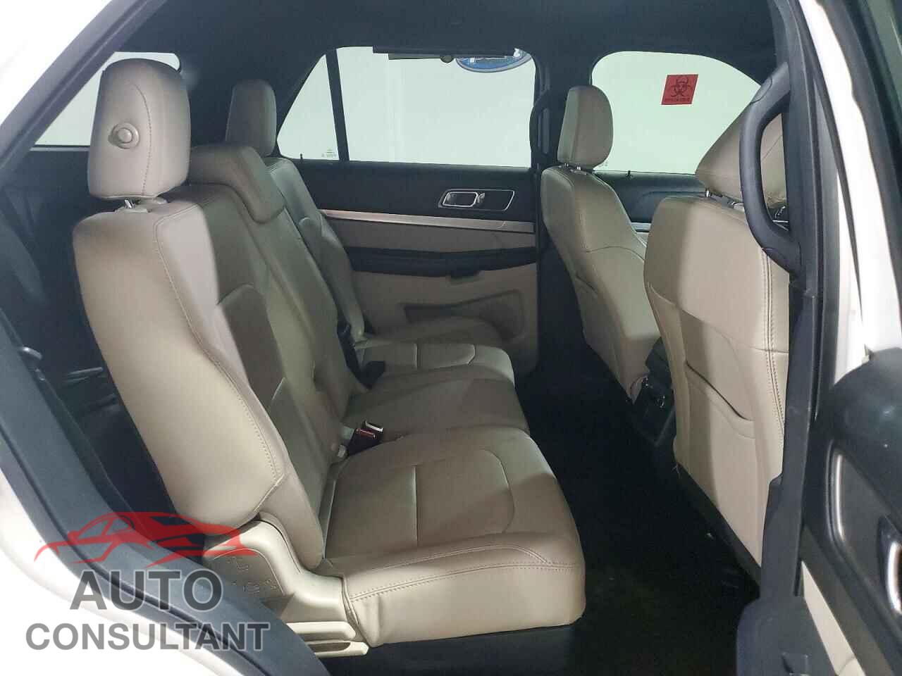 FORD EXPLORER 2018 - 1FM5K7D88JGB94516