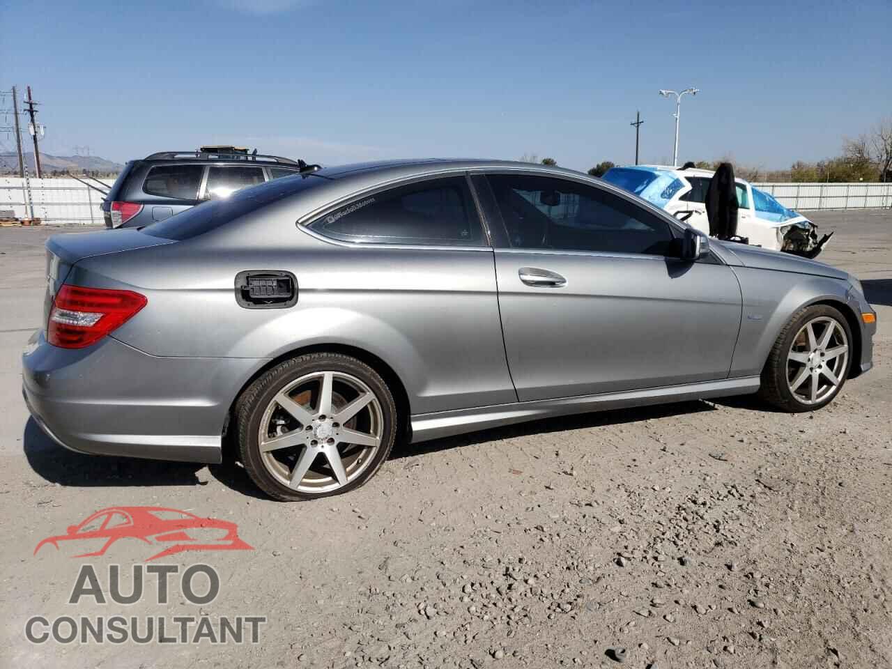 MERCEDES-BENZ C-CLASS 2012 - WDDGJ4HB8CF824263