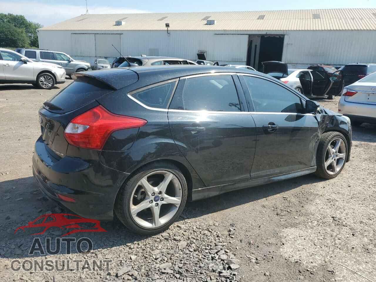 FORD FOCUS 2014 - 1FADP3N27EL251229
