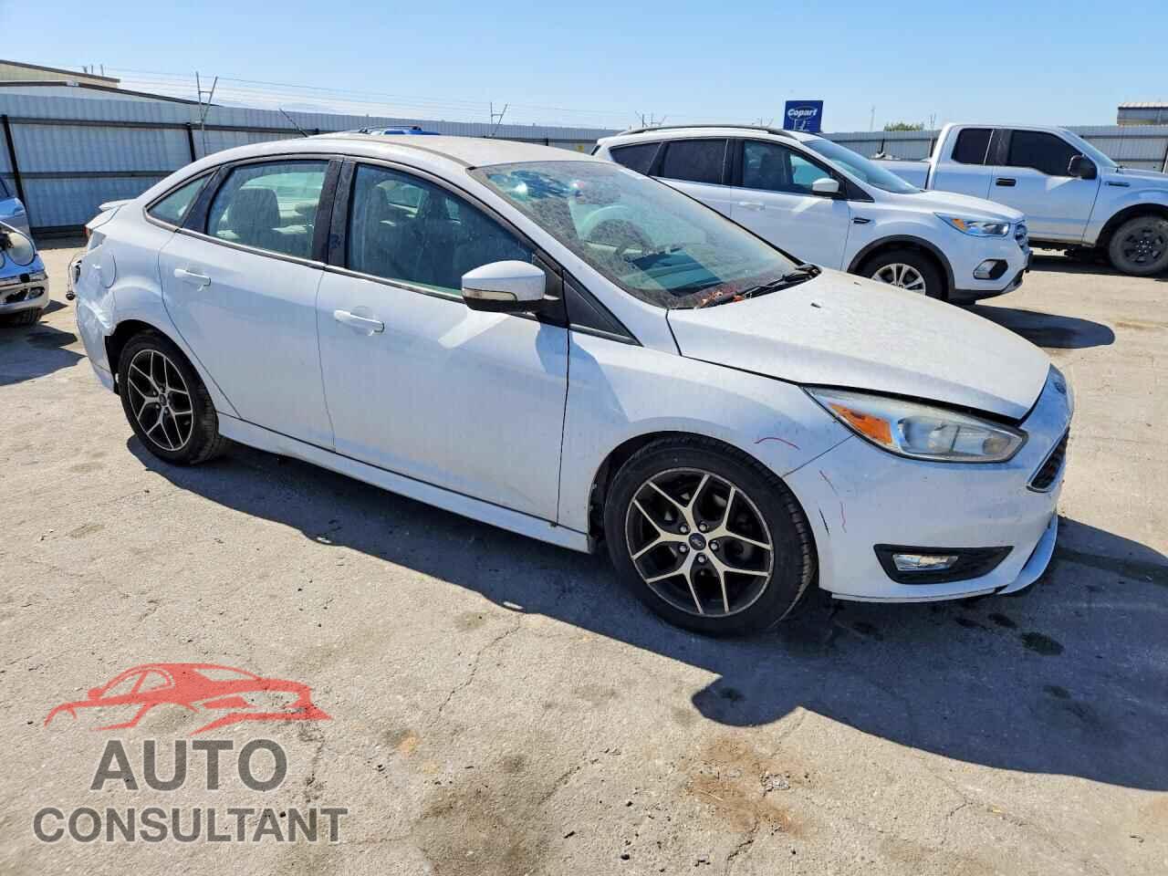 FORD FOCUS 2015 - 1FADP3F25FL221775
