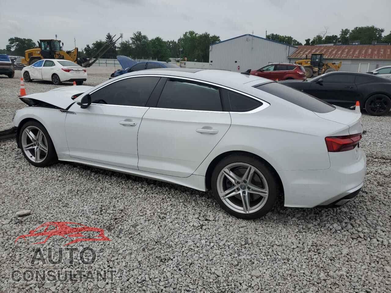 AUDI A5 2021 - WAUDACF53MA010618