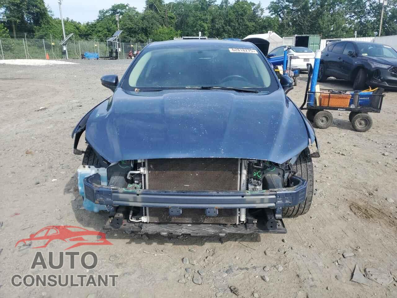 FORD FUSION 2018 - 3FA6P0G77JR251663