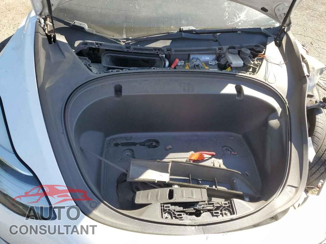 TESLA MODEL 3 2020 - 5YJ3E1EB0LF628435