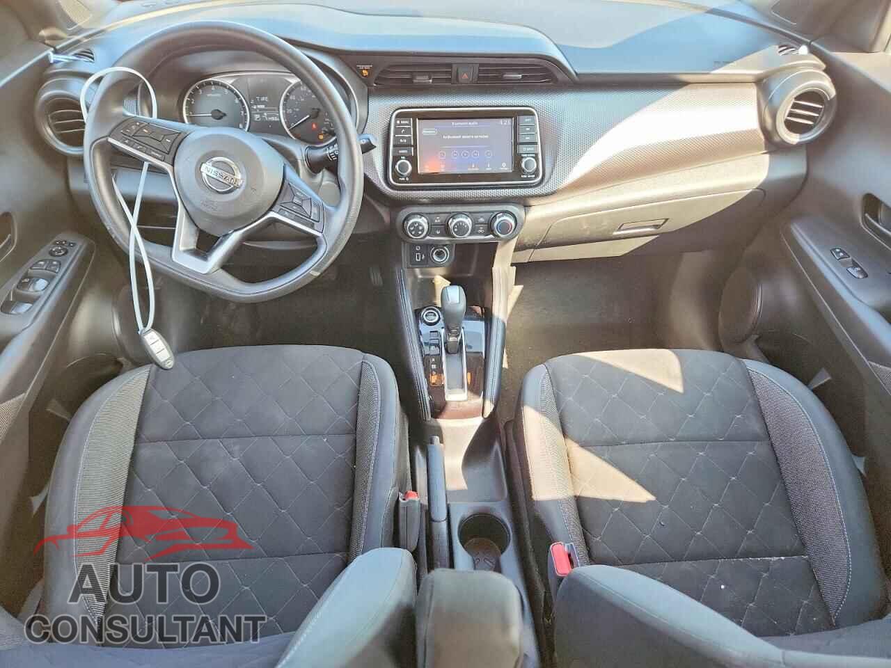 NISSAN KICKS 2019 - 3N1CP5CU3KL536566