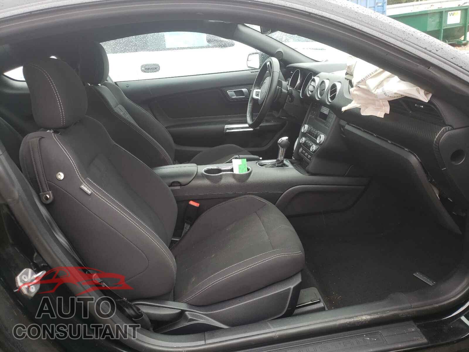 FORD MUSTANG 2019 - 1FA6P8TH0K5200149