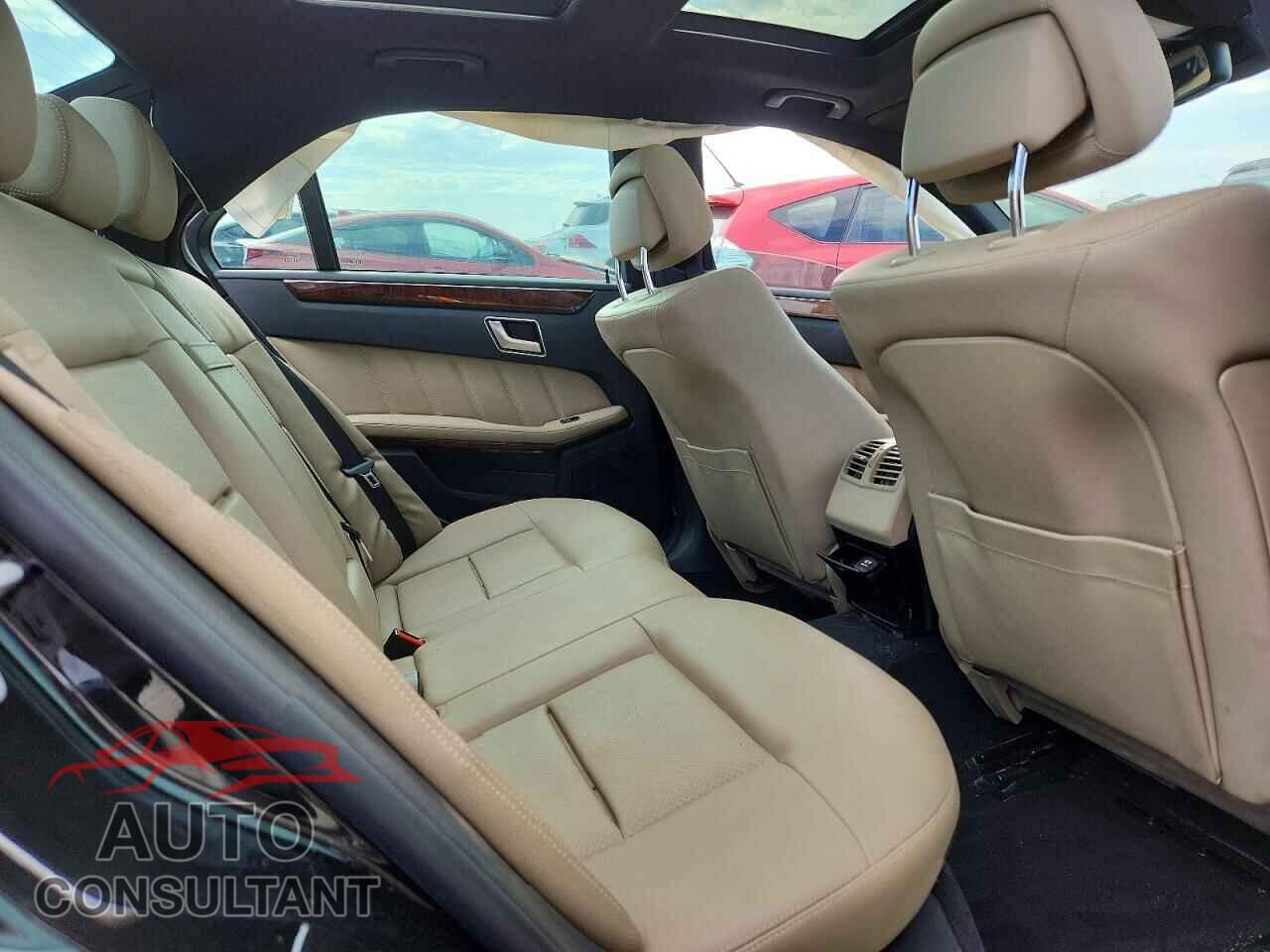 MERCEDES-BENZ E-CLASS 2012 - WDDHF5KB4CA655246