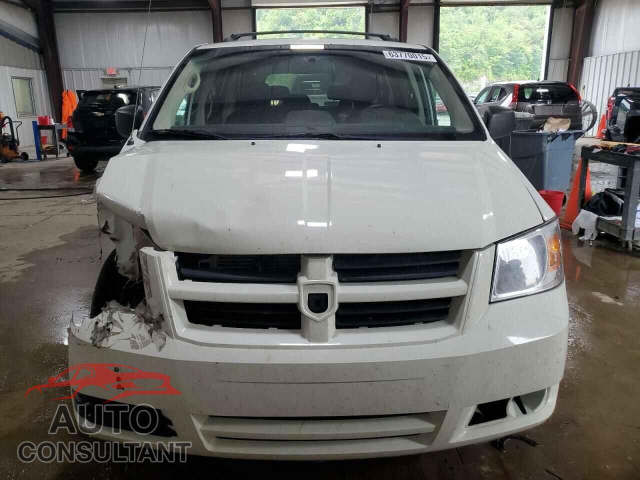 DODGE CARAVAN 2010 - 2D4RN4DE3AR132816