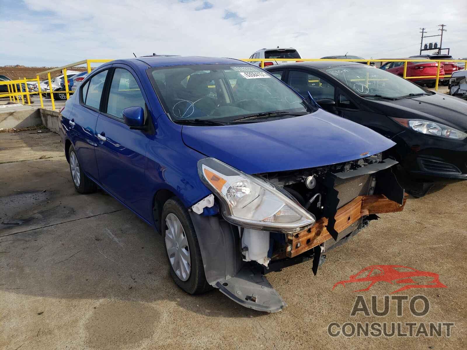 NISSAN VERSA 2017 - 3N1CN7AP5HL839968