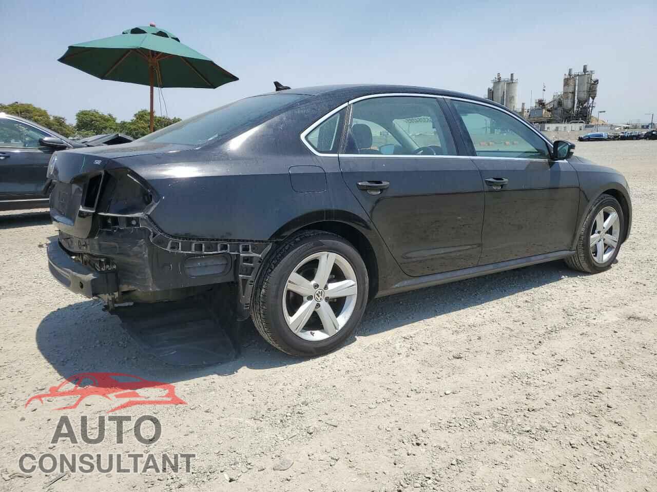 VOLKSWAGEN PASSAT 2014 - 1VWBP7A37EC003342