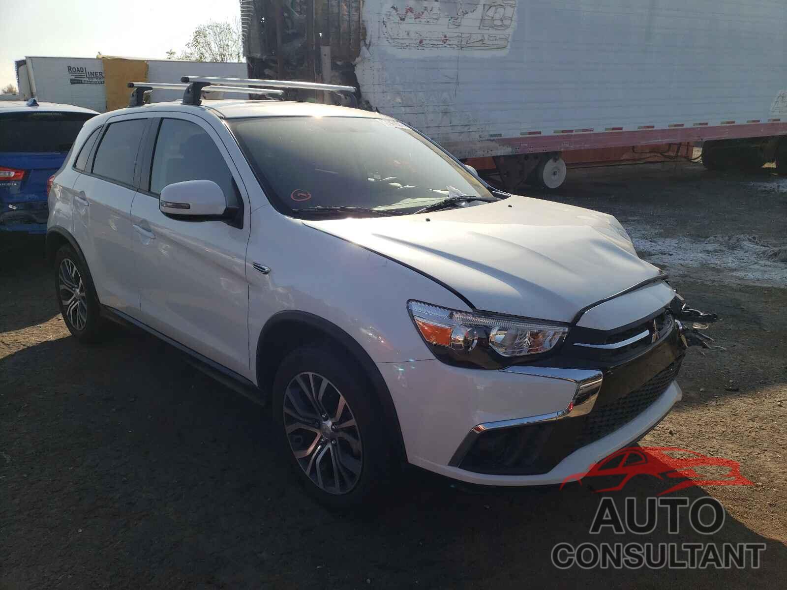 MITSUBISHI OUTLANDER 2018 - JA4AP3AU5JU017724