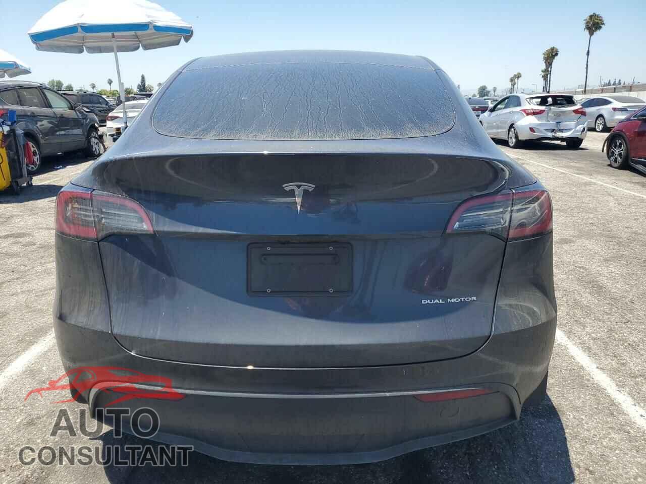 TESLA MODEL Y 2024 - 7SAYGDEE4RF190932