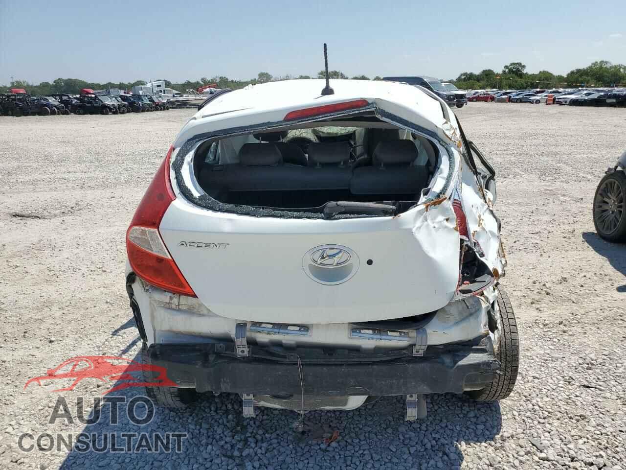 HYUNDAI ACCENT 2017 - KMHCT5AE4HU307005