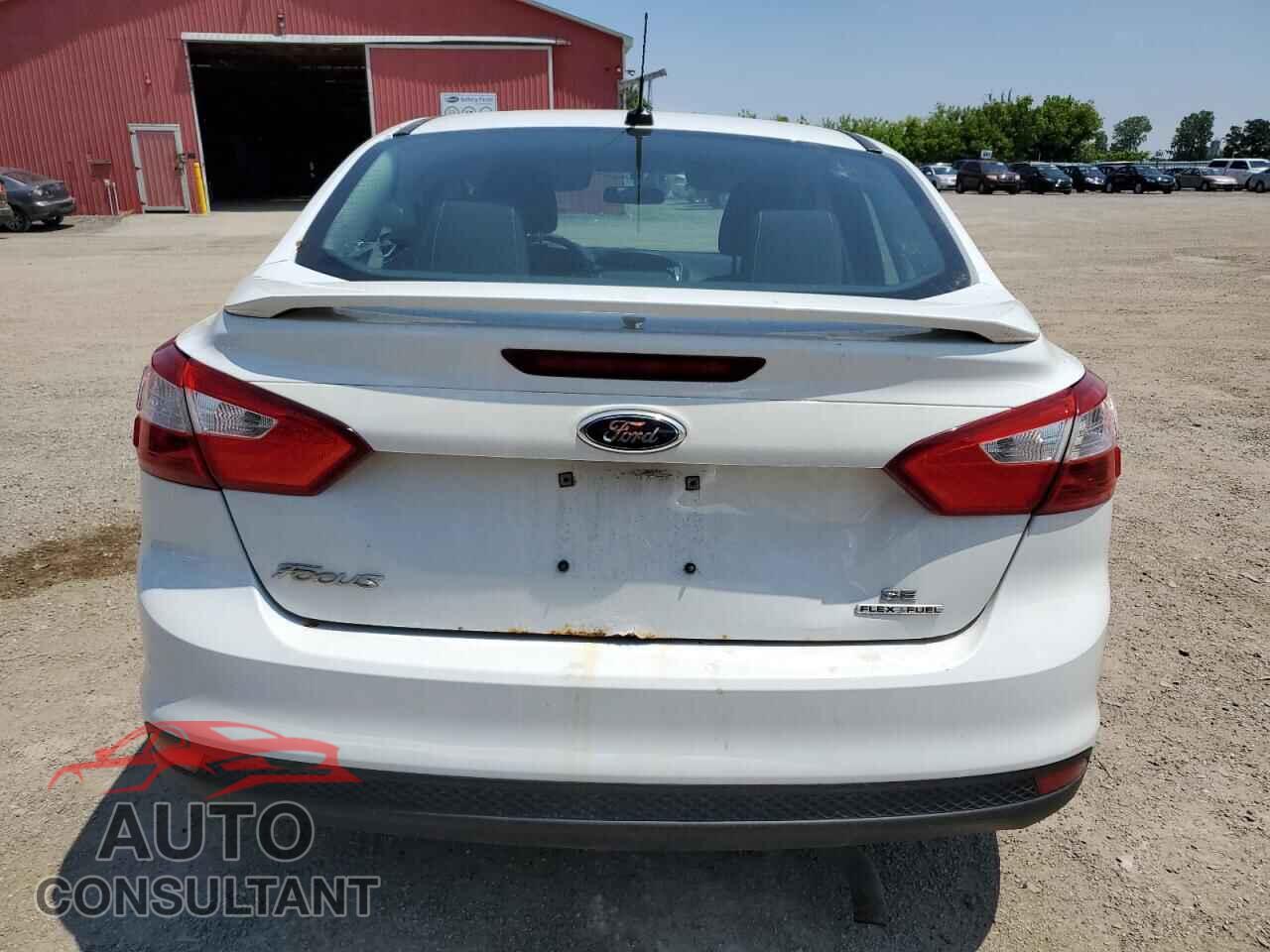 FORD FOCUS 2014 - 1FADP3F29EL329041