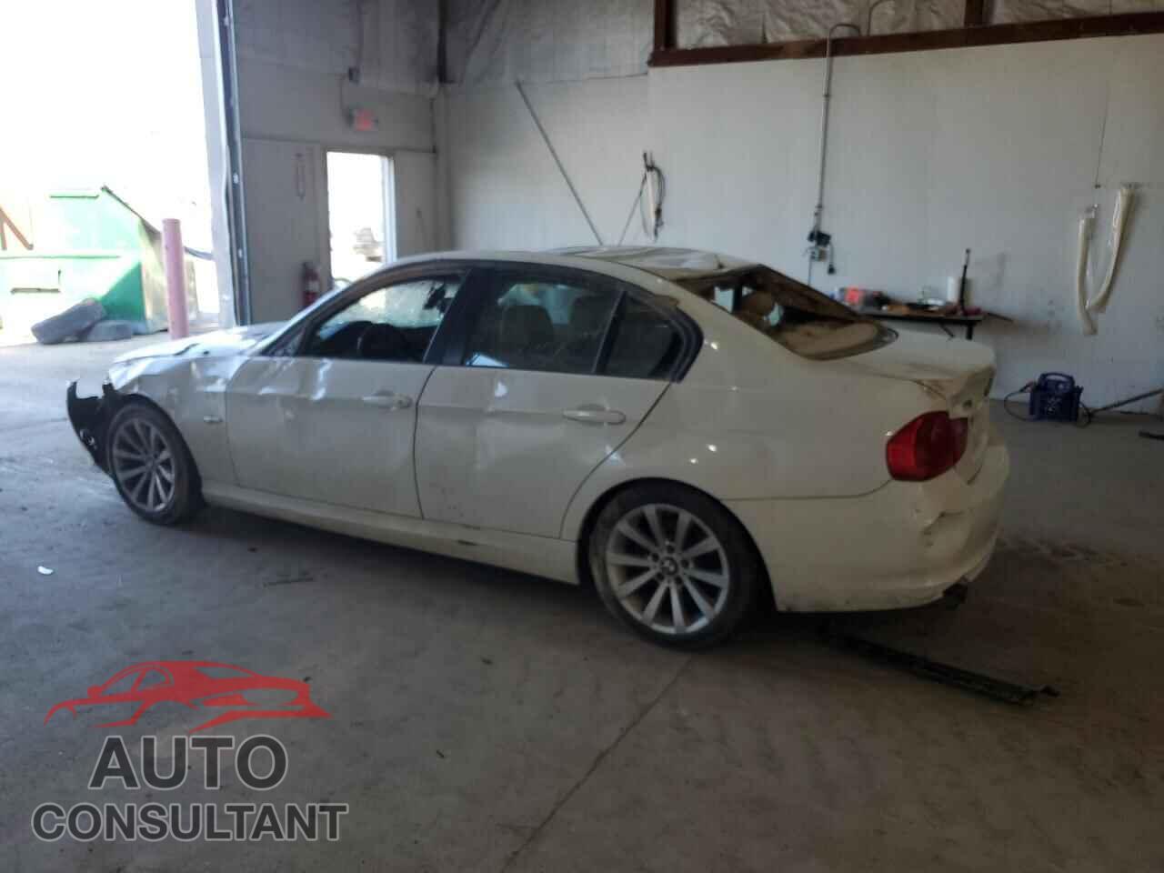 BMW 3 SERIES 2011 - WBAPH5C56BF094023