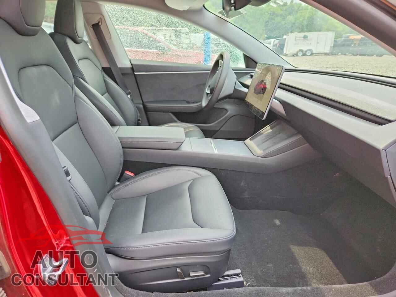 TESLA MODEL 3 2025 - 5YJ3E1EB9SF916615