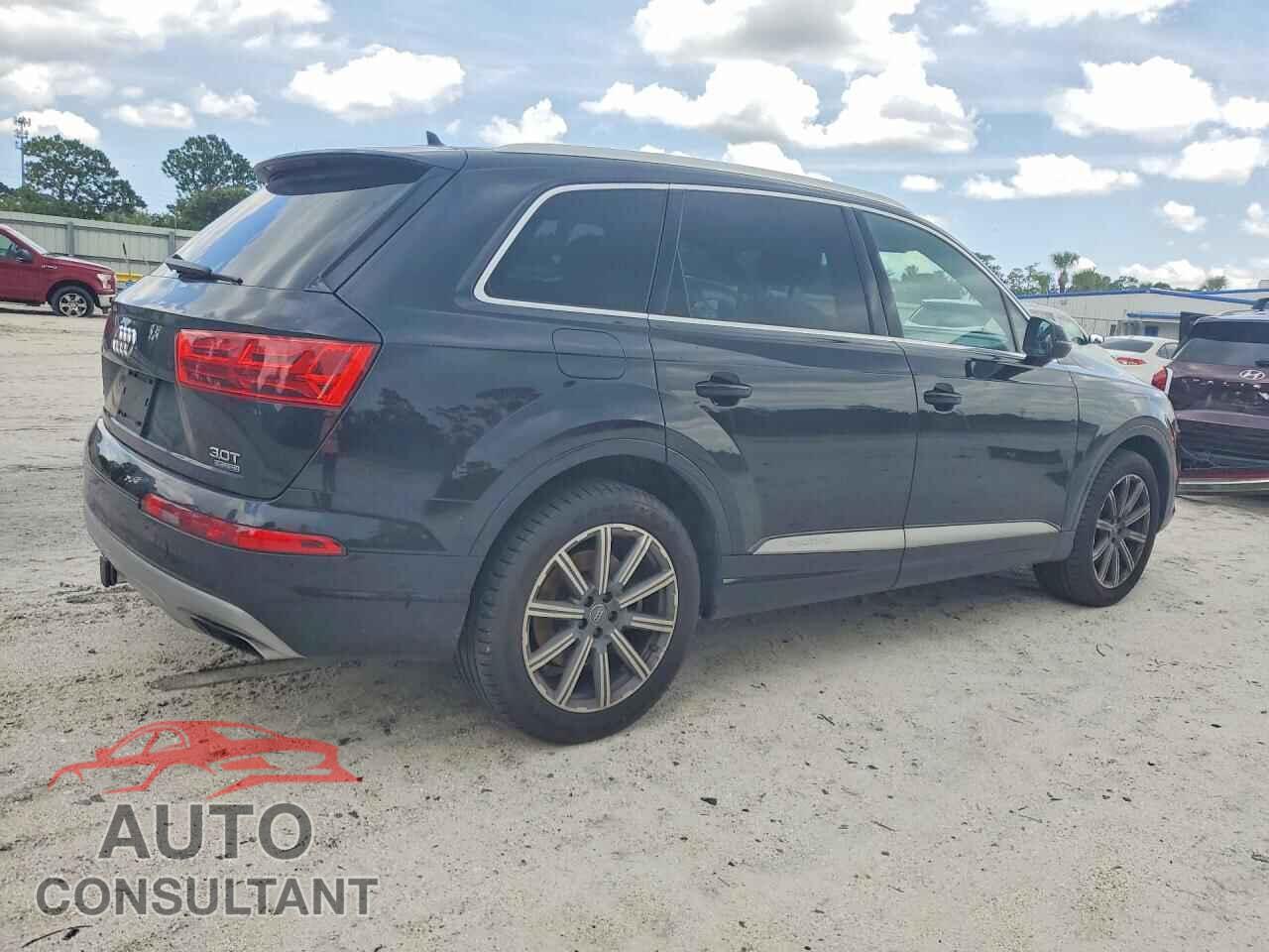 AUDI Q7 2018 - WA1AAAF74JD012264