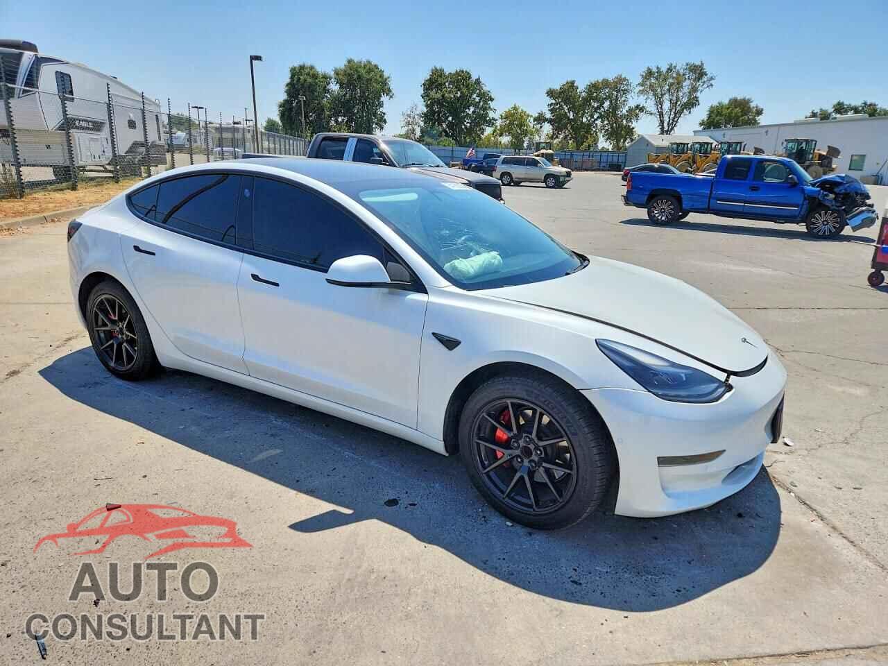 TESLA MODEL 3 2021 - 5YJ3E1EA0MF868142