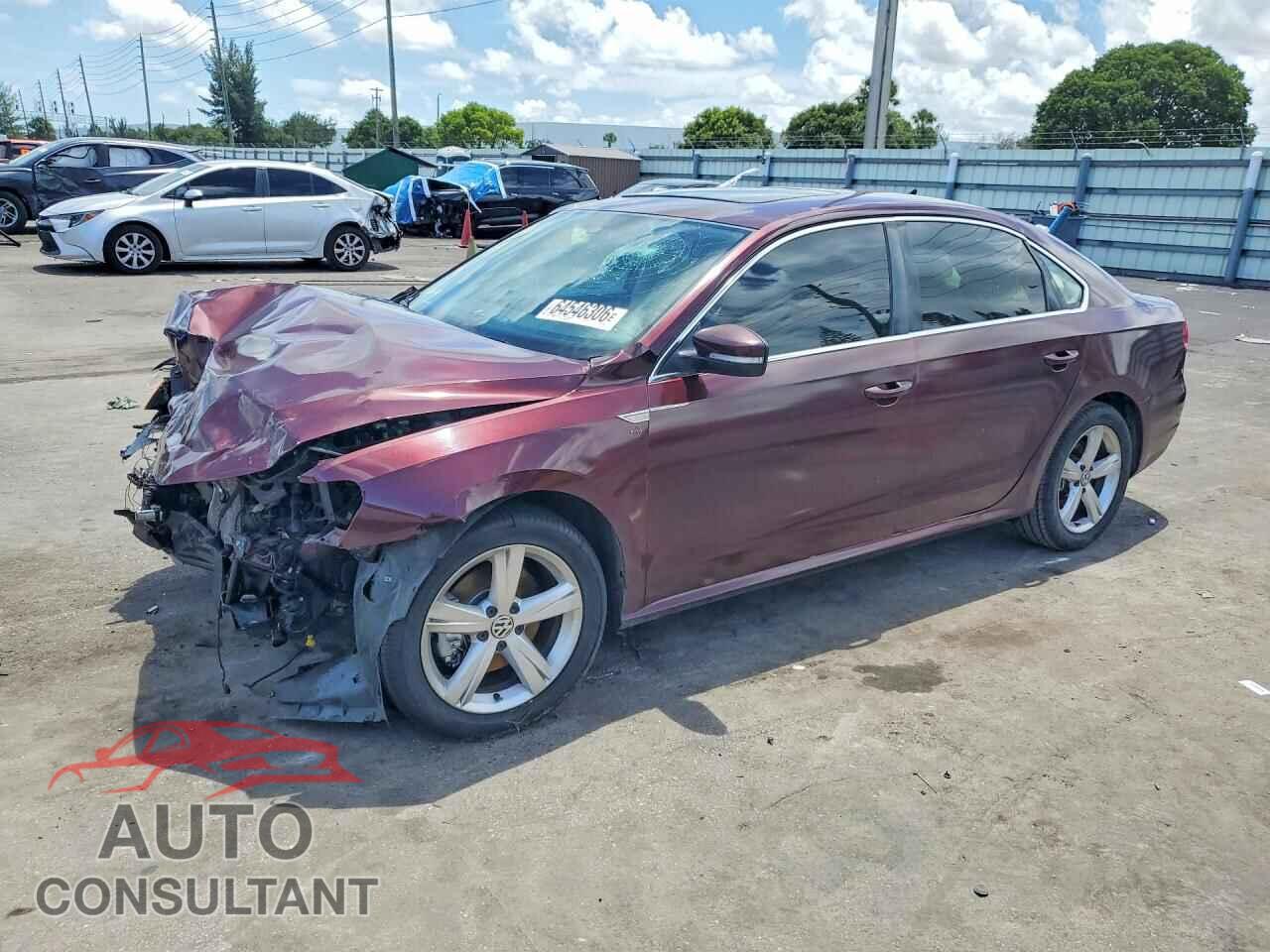 VOLKSWAGEN PASSAT 2013 - 1VWBN7A30DC089677