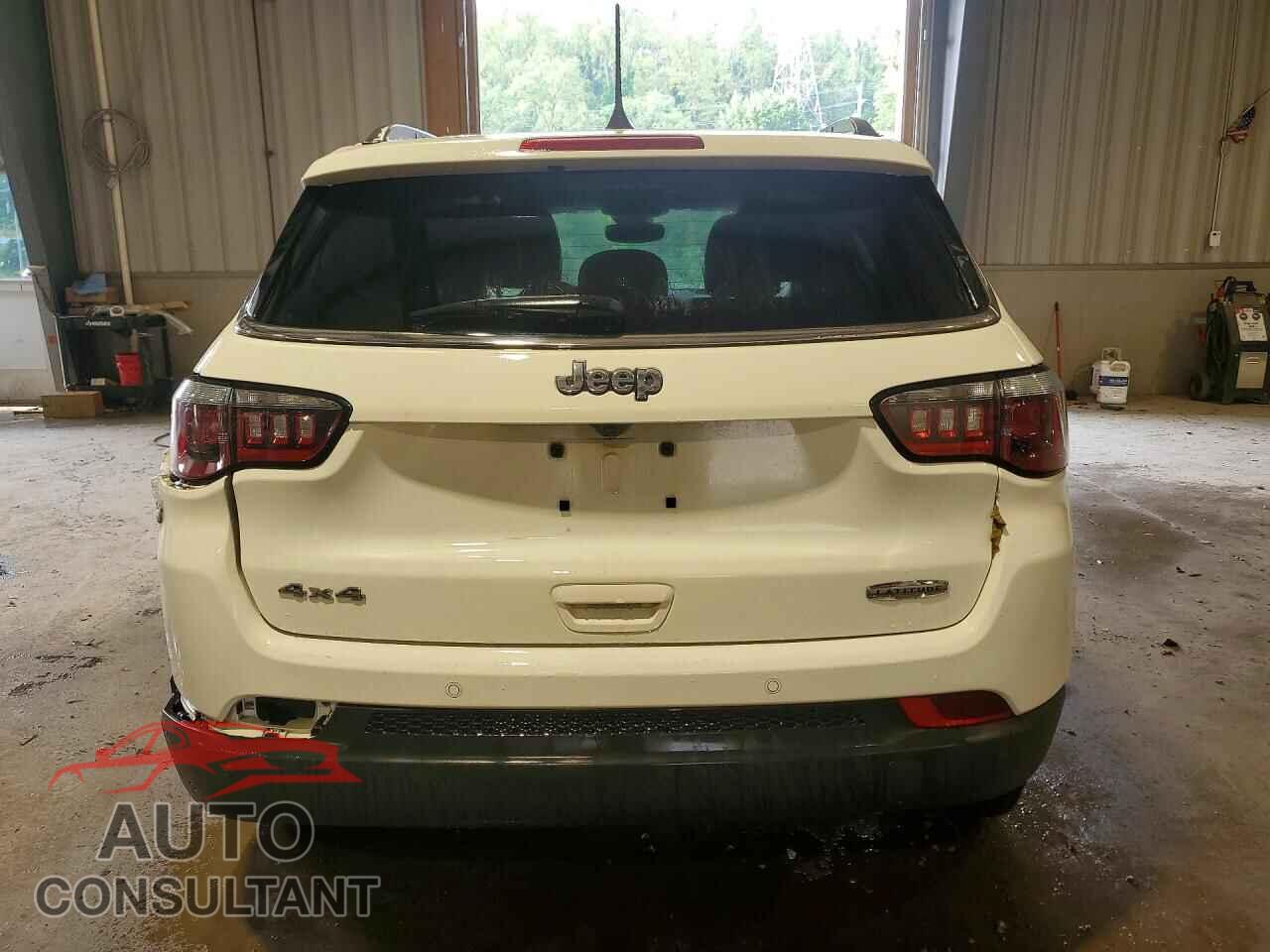 JEEP COMPASS 2018 - 3C4NJDBB3JT134949