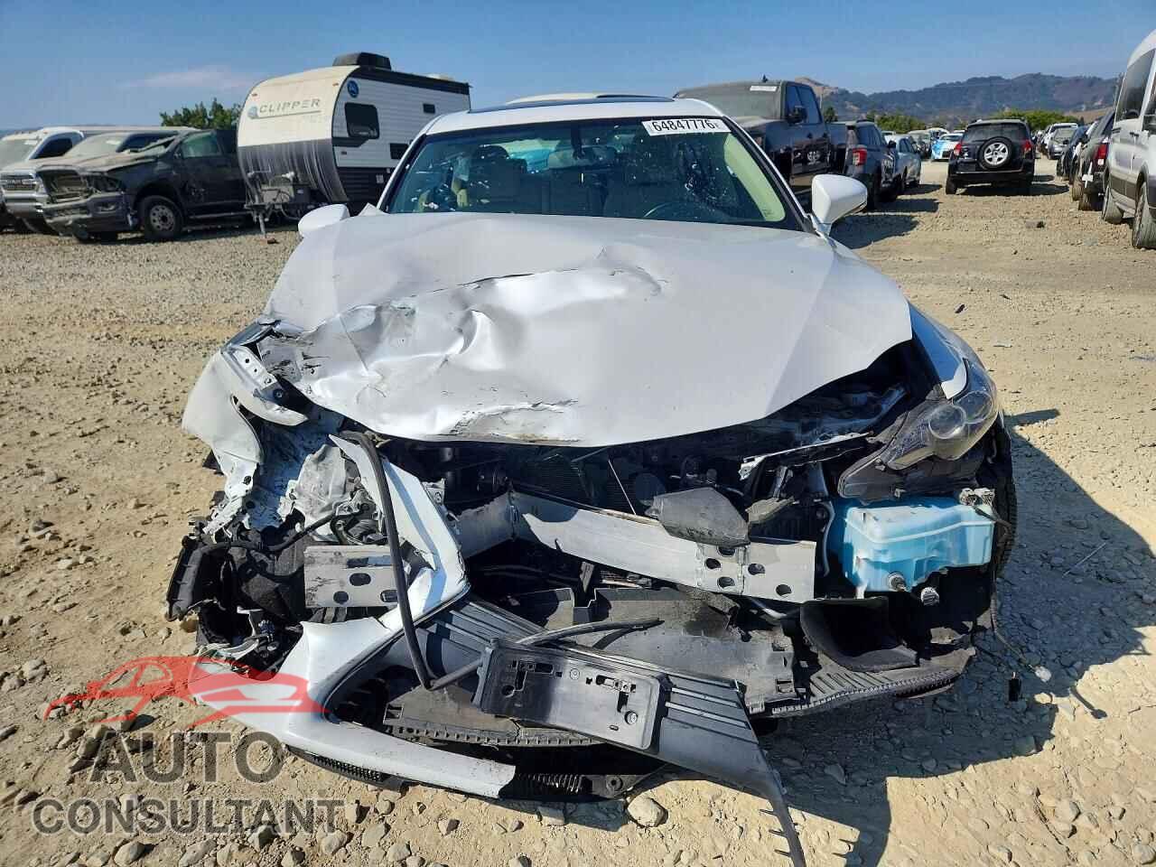 LEXUS IS 2015 - JTHBF1D20F5047662