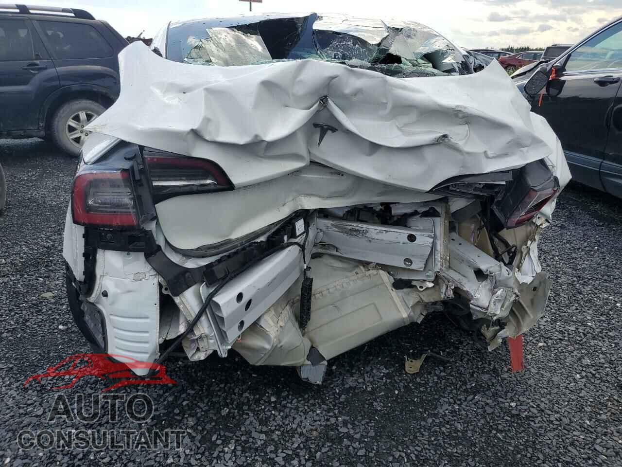 TESLA MODEL 3 2022 - 5YJ3E1EA6NF353597