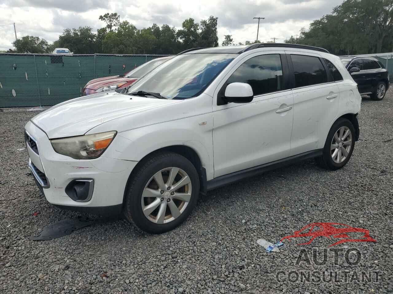 MITSUBISHI OUTLANDER 2013 - 4A4AP4AUXDE008889