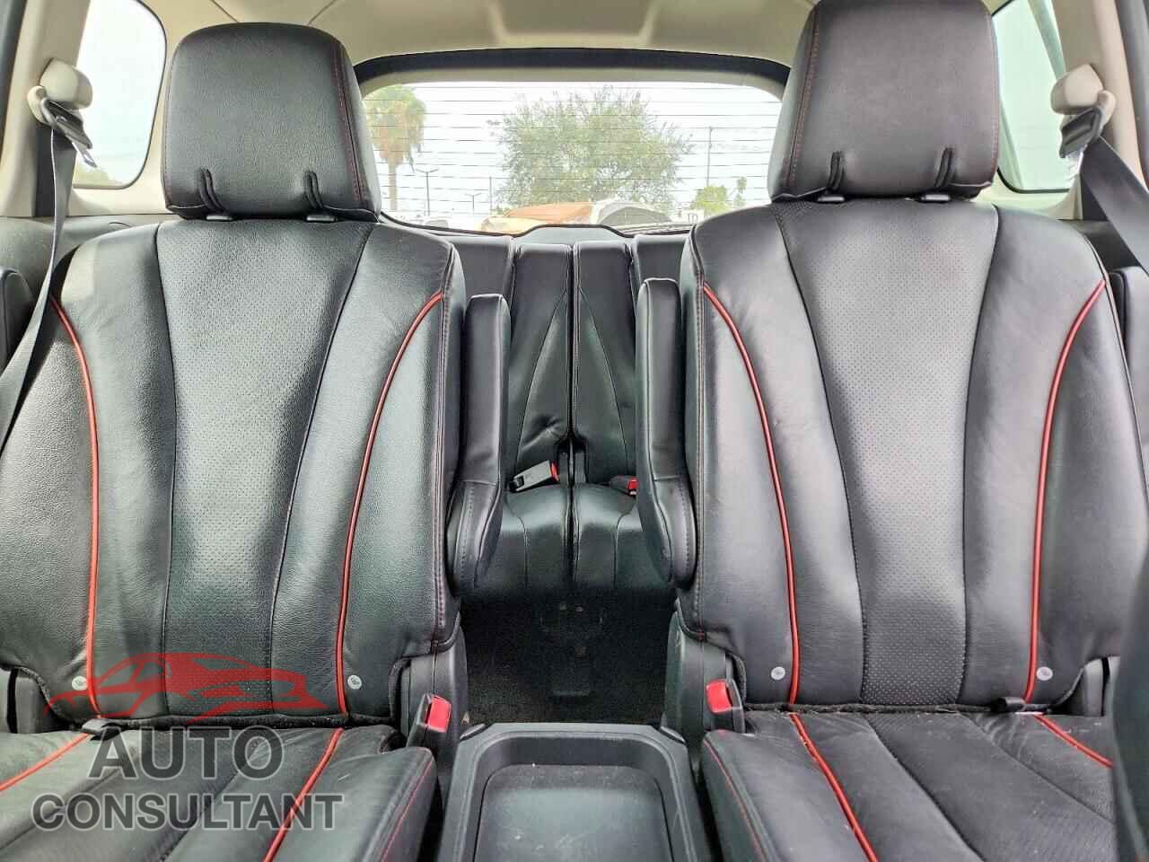 MAZDA 5 2012 - JM1CW2DL5C0128136