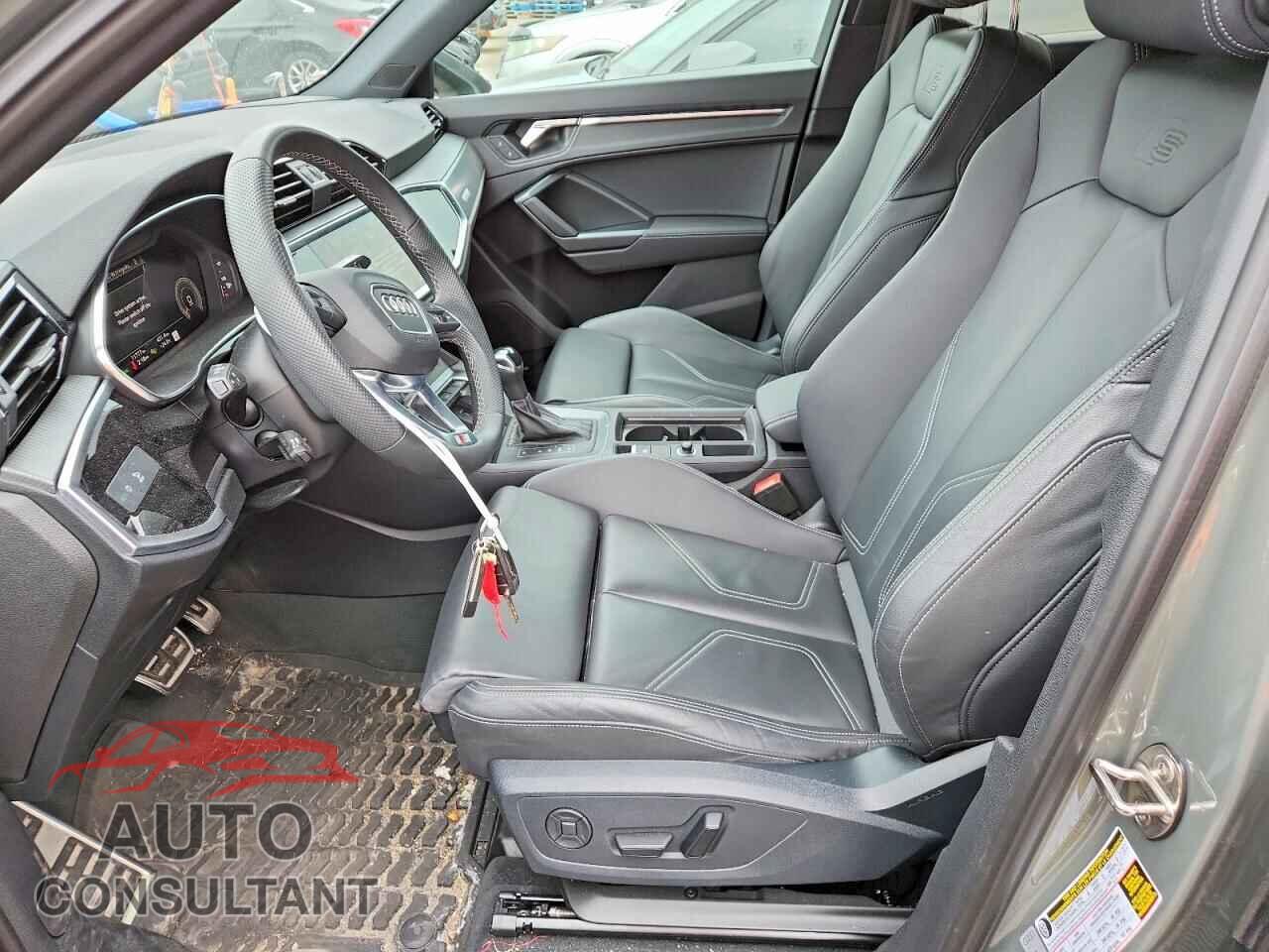 AUDI Q3 2025 - WA1FECF31S1020988