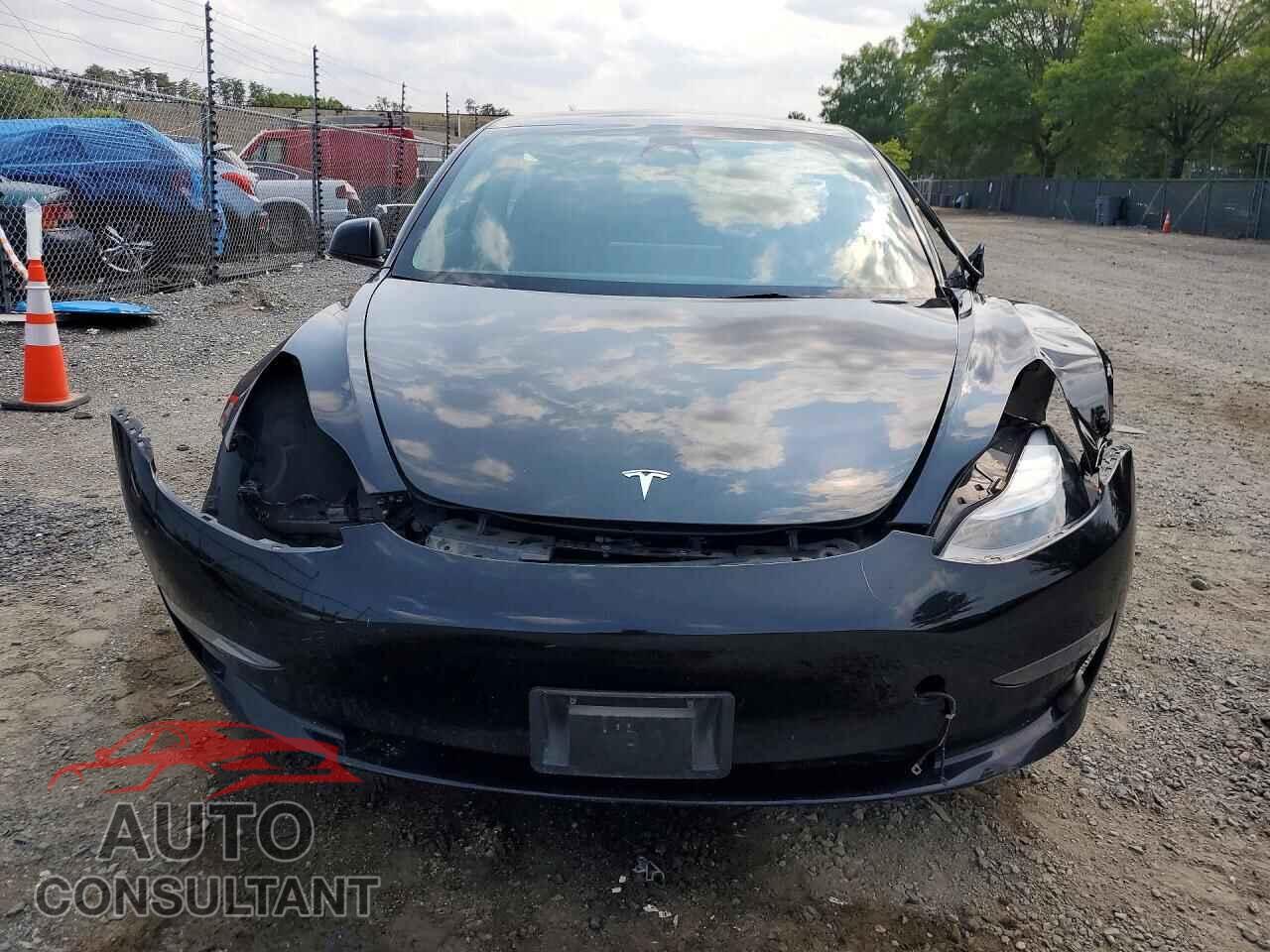 TESLA MODEL 3 2023 - 5YJ3E1EA8PF452831