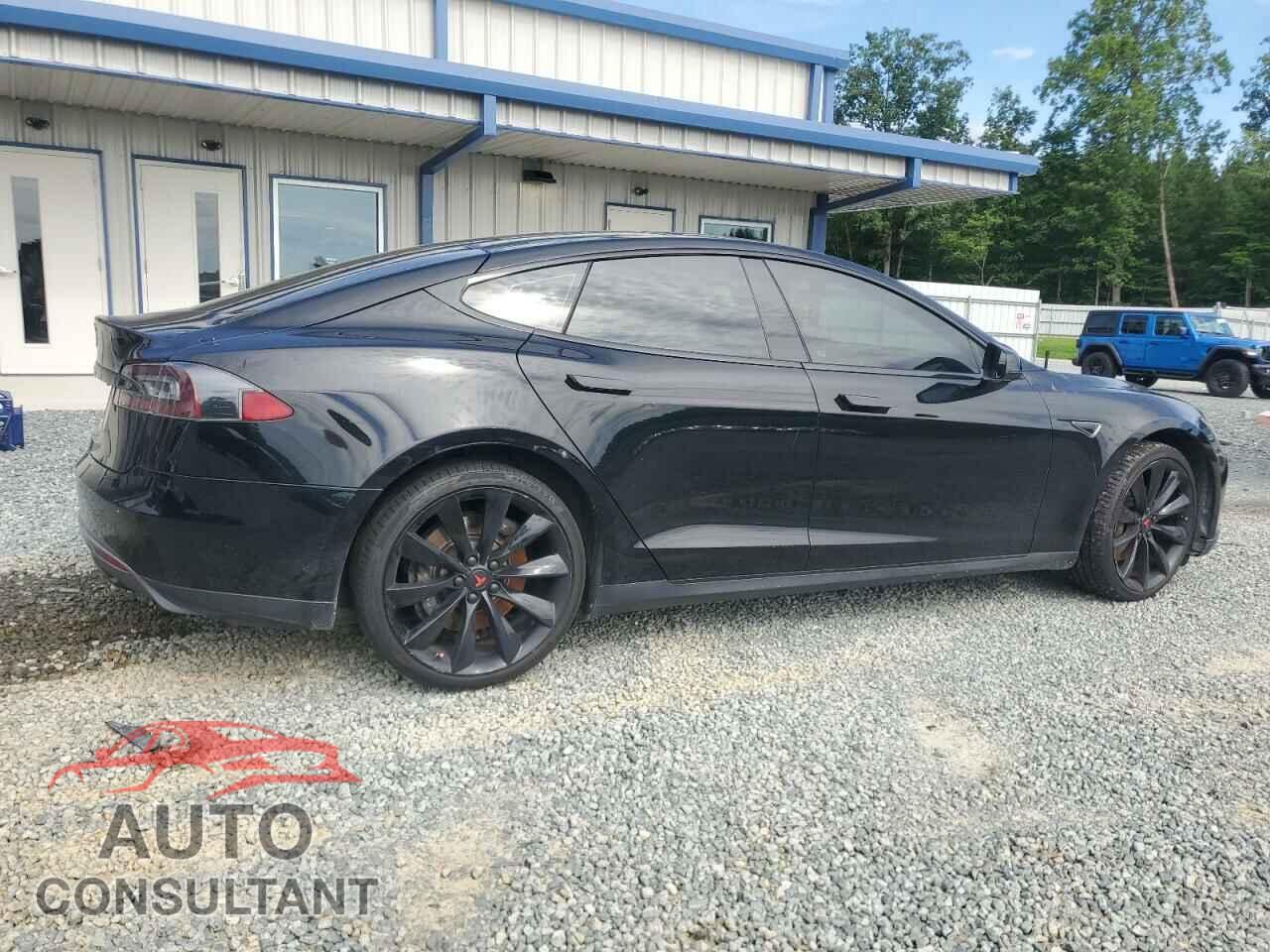 TESLA MODEL S 2014 - 5YJSA1H10EFP40472