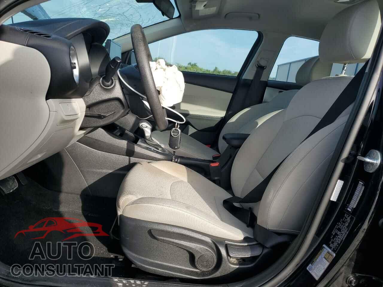 KIA FORTE 2022 - 3KPF24AD2NE475631